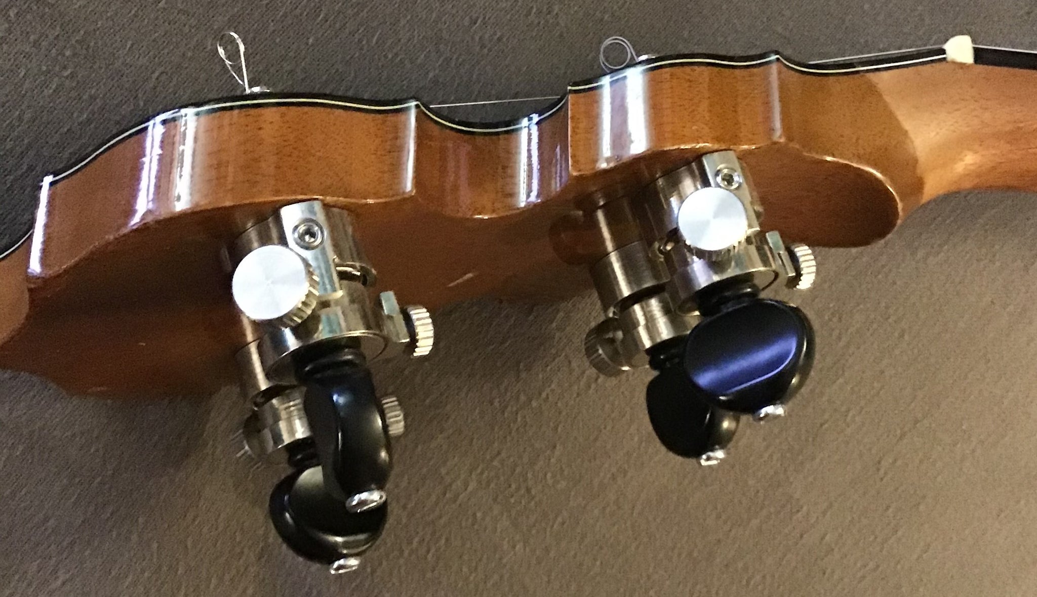 バンジョーDチュウナー Amazon.co.jp: Schaller シャーラー バンジョー用ペグ 610 B4 D